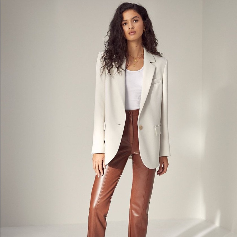 Aritzia Wilfred Nostalgia Blazer